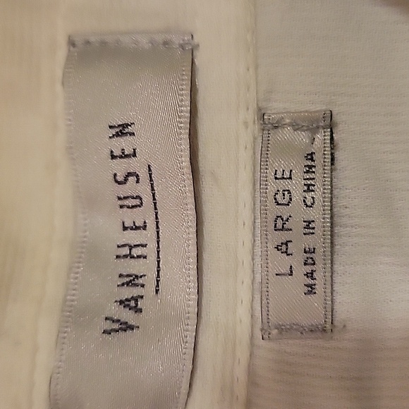 VanHeusen womens top - Picture 2 of 6